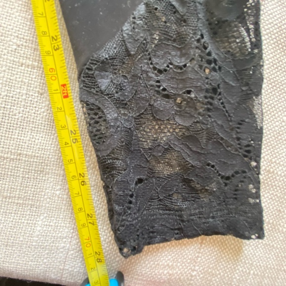 Sympli Black Lace Hem Stretch Elastic Waist Leggings - Sz- 8 (M) - Picture 13 of 13